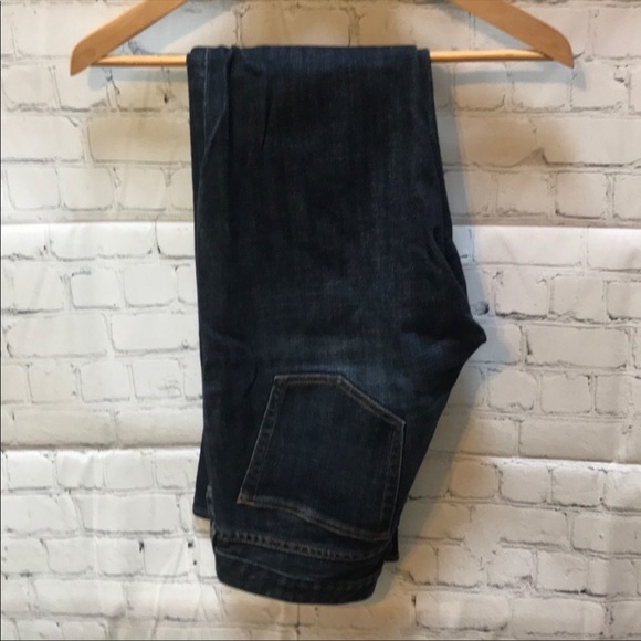 Like new.  J Crew jeans - size 2 - Picture 2 of 6